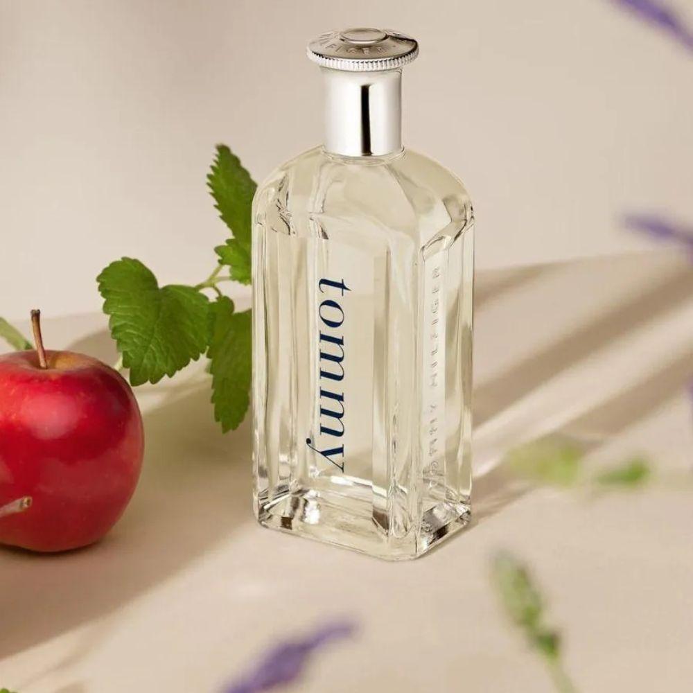 Tommy Hilfiger Kit Tommy Eau de Toilette Masculino Gel para Banho