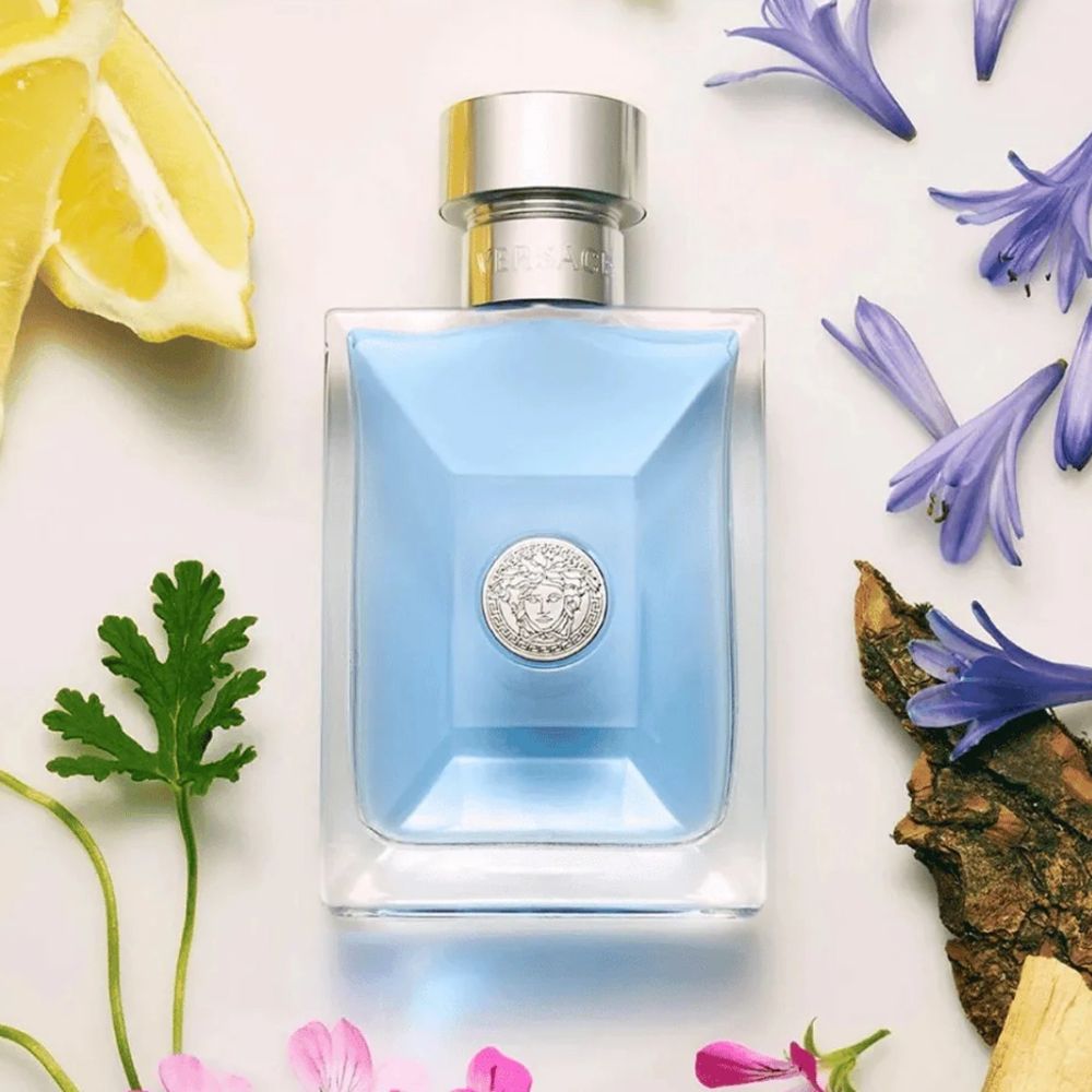 Versace Kit Pour Homme Eau de Toilette Masculino + Shower Gel + Miniatura